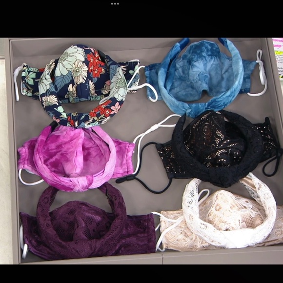 $18 LOGO by Lori Goldstein Lace Face Covering & Headband Set - Picture 13 of 13